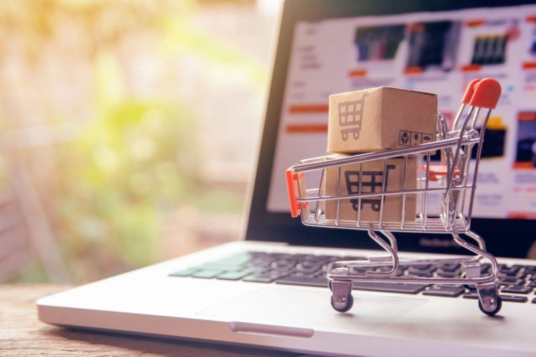 Why All Online Stores Should Invest In Kitting Services