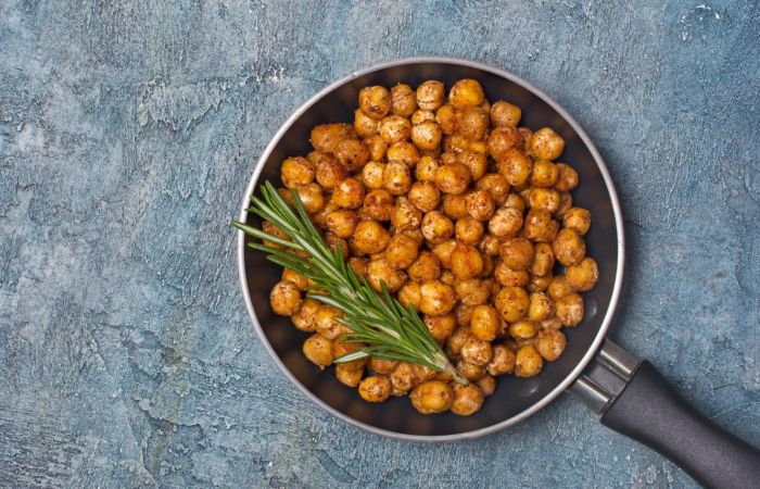 Ingredients_ Wellhealthorganic.Com_10-Benefits-Of-Eating-Roasted-Gram