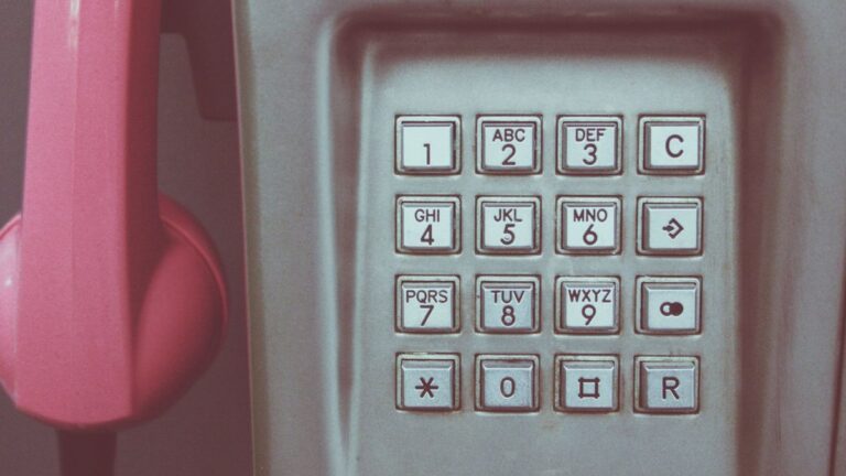 How to Safely Find and Connect via the Contact Number Revolvertech