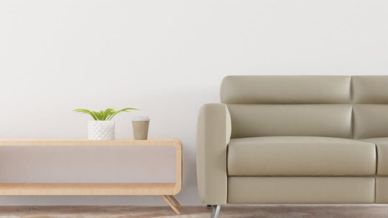 Navigating Modern Furniture Retail: A Technology and Ergonomic Buying Guide